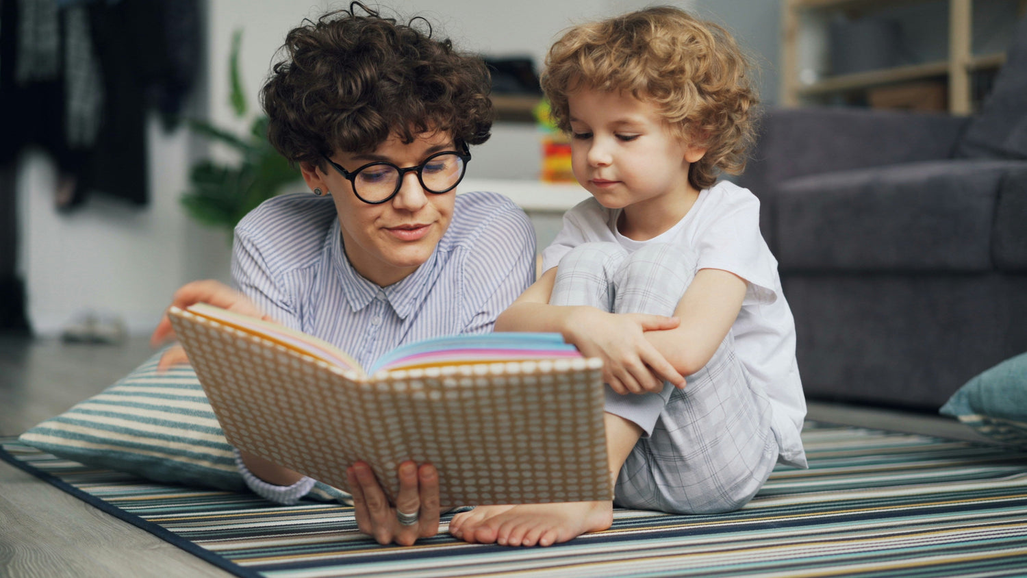 The Benefits of Reading Aloud (Even After Kids Can Read Themselves)